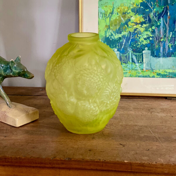 French art deco vase in Uranium glass, 1930s vaseline glass vase, vintage 1930s globe vase with moulded chrystanthemums