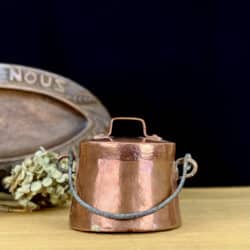 small 19thc french copper cooking pot, dovetail seams, beaten copper