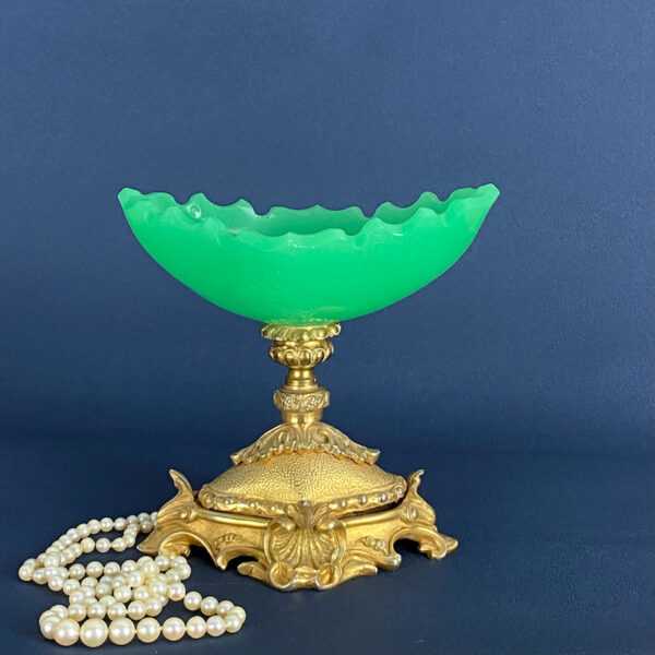 Charles X Opaline ring dish with gilt bronze mount, baguier opaline verte